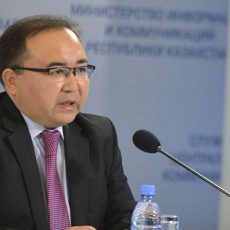 Директор Центра тестирования пообещал iPhone первому, кто наберёт максимум баллов на ЕНТ Рамазан Алимкулов