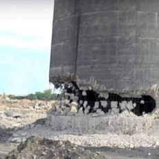 Техногенное землетрясение ожидается на свинцовом заводе Шымкента Разрушающаяся труба свинцового завода