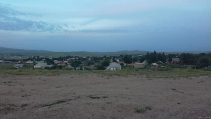 Вид на село Багыс со стороны трассы
