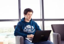 Как парень из Шымкента меняет всю бухгалтерскую систему Казахстана Умид Ирисметов