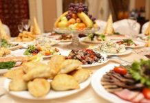 Приятного аппетита! Ауызашар. Накрытый стол