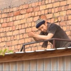 Трудовики предупреждают: при устройстве на работу требуйте трудовой договор Рабочий на стройке