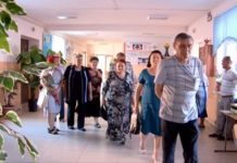 Выпускники 34-ой школы вновь собрались на последний звонок спустя 50 лет Выпускники 34-ой школы вновь собрались на последний звонок спустя 50 лет