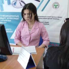 Работники городского центра занятости посетили рабочие места участников программы трудоустройства