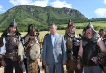 В Толебийском районе Туркестанской области снимают сериал о Толе би