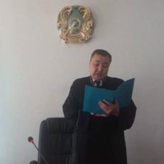 В Шымкенте обвиненный в коррупции судья получил 4 года лишения свободы Абай Ниязбеков
