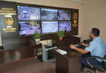 Десятки машин в Сарыагаше остались без аккумуляторов и не смогли выехать со двора ЦОУ Сарыагаш