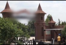 В Шымкенте состояние подростка, который едва не утонул в аквапарке, тяжелое Подросток едва не утонул в шымкентском аквапарке