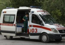 Врачи Шымкента спасли малышку, которая выпила уксус Скорая помощь