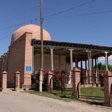 Более двух веков музею «Шаммит-Ишан» в селе Карнак
