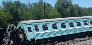 На месте схода поезда в Шу продолжаются восстановительные работы сход вагонов