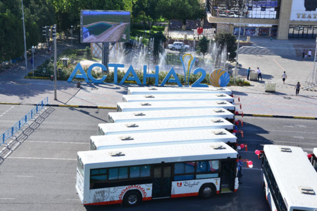 30 автобусов, которые будут обслуживать три социально-значимых маршрута, презентовали в Шымкенте