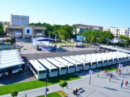 30 автобусов, которые будут обслуживать три социально-значимых маршрута, презентовали в Шымкенте