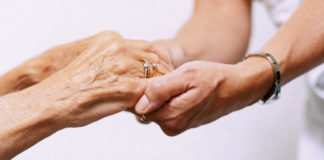 В торговом доме Шымкента из-за неработающего туалета произошел конфуз с покупателем Помощь