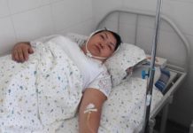 В Туркестанской области сельский аким напал на журналистку