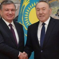 Назарбаев поздравил президента Узбекистана Назарбаев поздравил президента Узбекистана