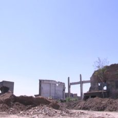 Башня на шымкентском свинцовом заводе накренилась уже на полметра