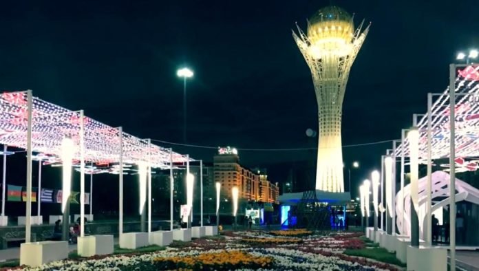 Астана - Байтерек