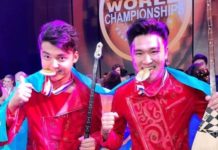 Домбристы из Казахстана завоевали золото в Голливуде