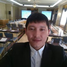 Казахстанец отсудил у российских врачей деньги за кусок железа в ноге Ерлан Тайкулаков