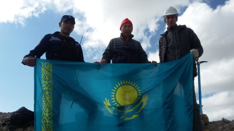 В Туркестанской области переименовали три горных пика