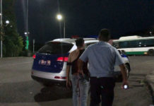 В Шымкенте гражданин Узбекистана с ножом в кармане приставал к детям В Шымкенте гражданин Узбекистана гонялся за детьми с ножом в кармане