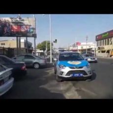 Полицейские в Шымкенте оштрафованы за неправильную парковку Полицейские в Шымкенте оштрафованы за неправильную парковку