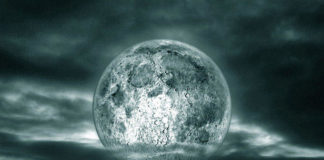 Почему нельзя очень долго смотреть на Луну? Луна