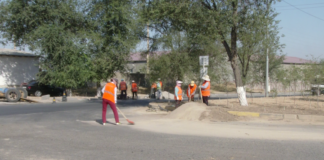 Дорога в индустриальную зону в Шымкенте преображается