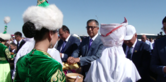 Около тысячи госслужащих переехали в новый областной центр