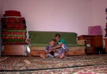 В Шымкенте отец-одиночка просит о помощи