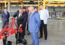 Умирзак Шукеев встретился с аграриями Туркестанской области