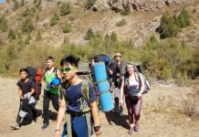 Безымянная вершина в гряде гор Западного Тянь-Шаня обрела название – «Пик 20-летия Астаны» Массовое восхождение на горную вершину