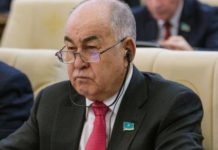 Косарев ушел с поста руководителя парламентской фракции