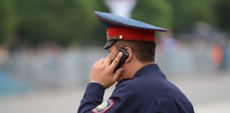 Столичные полицейские нашли близких бездомного в Туркестанской области полицейский