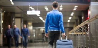 Всех казахстанских туристов вернут до 23 марта турист