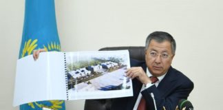 Акиму области представили проект бизнес-центра в Туркестане