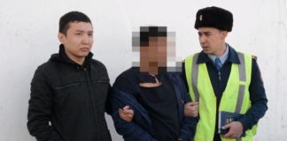 У пьяного водителя в Туркестане обнаружили оружие и наркотики У пьяного водителя в Туркестанской области обнаружили оружие и наркотики