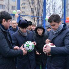 В Шымкенте открыли новые спортивные и детские игровые площадки В Шымкенте открыли новые спортивные и детские игровые площадки