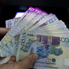 Старший офицер ДГД Шымкента подозревается в получении взятки