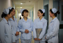 Записка китайской медсестры иностранцу развеселила пользователей Сети китайская медсестра