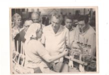 В Шымкенте возложили цветы к бюсту Динмухамеда Кунаева