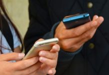 Сменить фамилию и получить водительские права казахстанцы могут через приложение