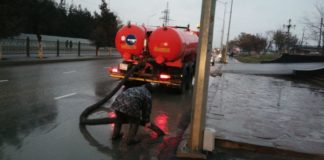 Потопы в Шымкенте из-за дождя ликвидировали три организации