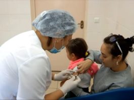 Девочкам до 14 лет в Казахстане будут делать прививку от рака шейки матки