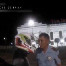 В Шымкенте суд снял обвинения с мотоциклиста, который столкнулся с полицейским авто ДТП мотоциклиста с полицейскими