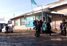 В каких условиях обучаются школьники в поселке Манкент Сайрамского района Средняя школа "Айнабулак" в поселке Манкент