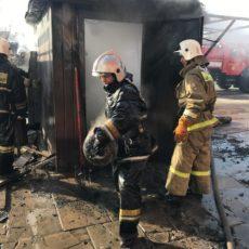 Гриль-аппарат стал причиной пожара торгового киоска в Шымкенте