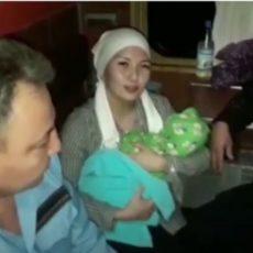 Женщина родила в поезде по пути из Шымкента в Алматы родила в поезде