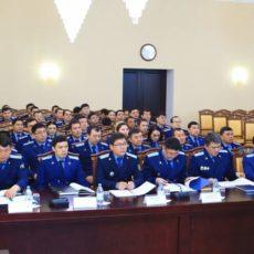 Прокуроры Шымкента помогли людям получить долги по зарплате